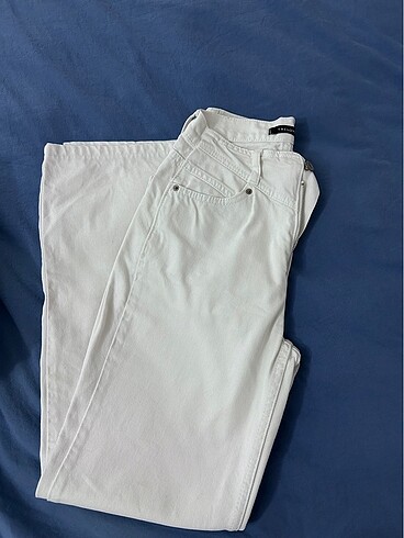 32 Beden beyaz Renk Pantolon