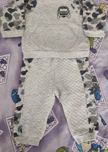 Gri Nakışlı Erkek Bebek Triko Takım