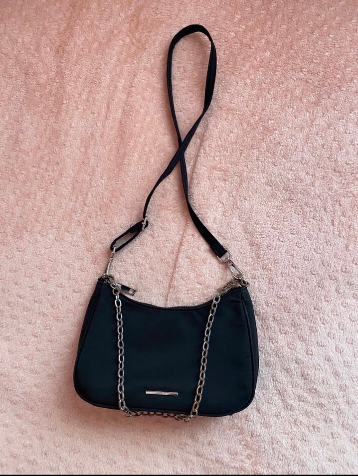 Bershka Zincir Detaylı Siyah Kadın Çanta - Görsel 2