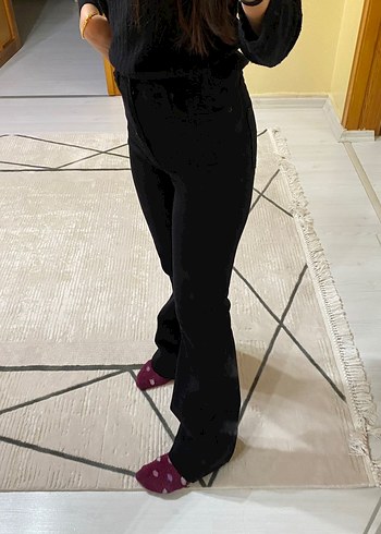 Siyah Kadın Denim İspanyol Paça Jean - Görsel 4