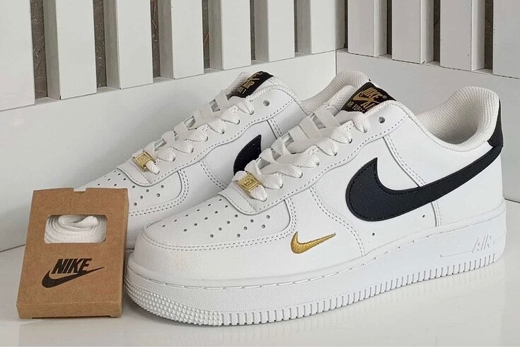 39 Beden çeşitli Renk NIKE AIR FORCE & KADIN 39 NUMARA & MAĞAZA ORİJİNALİ