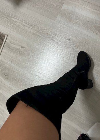 36 Beden Siyah Kadın Dizüstü İnce Topuklu Çizme