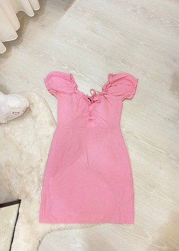 Pembe V Yaka Fırfırlı Mini Elbise