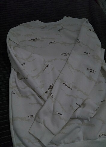 LC Waikiki Beyaz Renk 2 defa giyilmis sweat