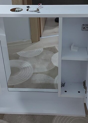 Beden MDF beyaz banyo dolabı