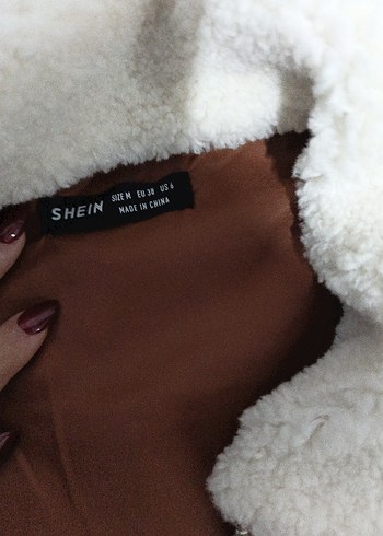 Kürk Detaylı Kısa Kahverengi Deri Kadın Ceket - Görsel 3