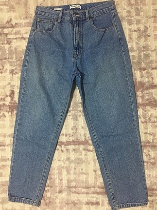 mom jean