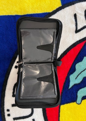 Kırmızı Fermuarlı CD Çantası - Görsel 3