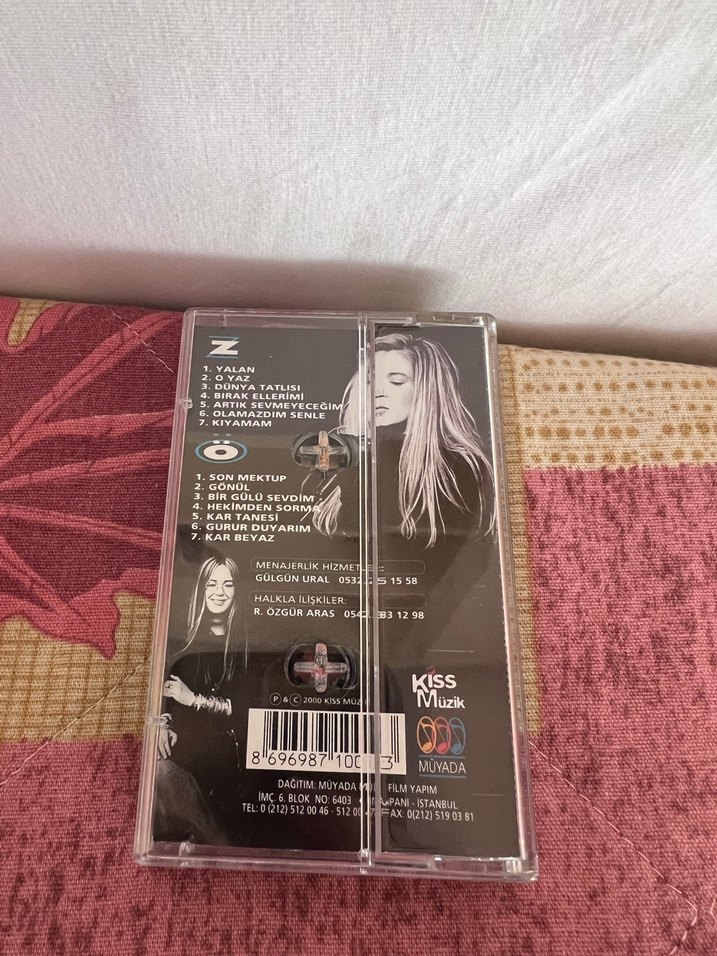 Bir Zerrin Özer Arşivi Kaset Albümü - Görsel 2