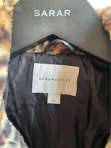 Aeropostale Leoparlı Mont