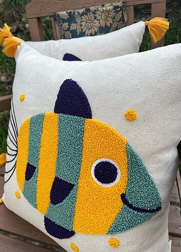 Zara Home 2 adet Punch Panç Nakışlı Kırlent Kılıfı