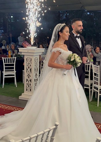 Gelinlik kayık yaka Işıltılı Beyaz