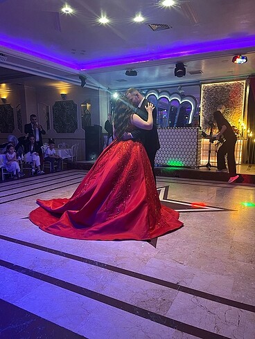 42 Beden Taş işlemeli Kınalık Nişanlık