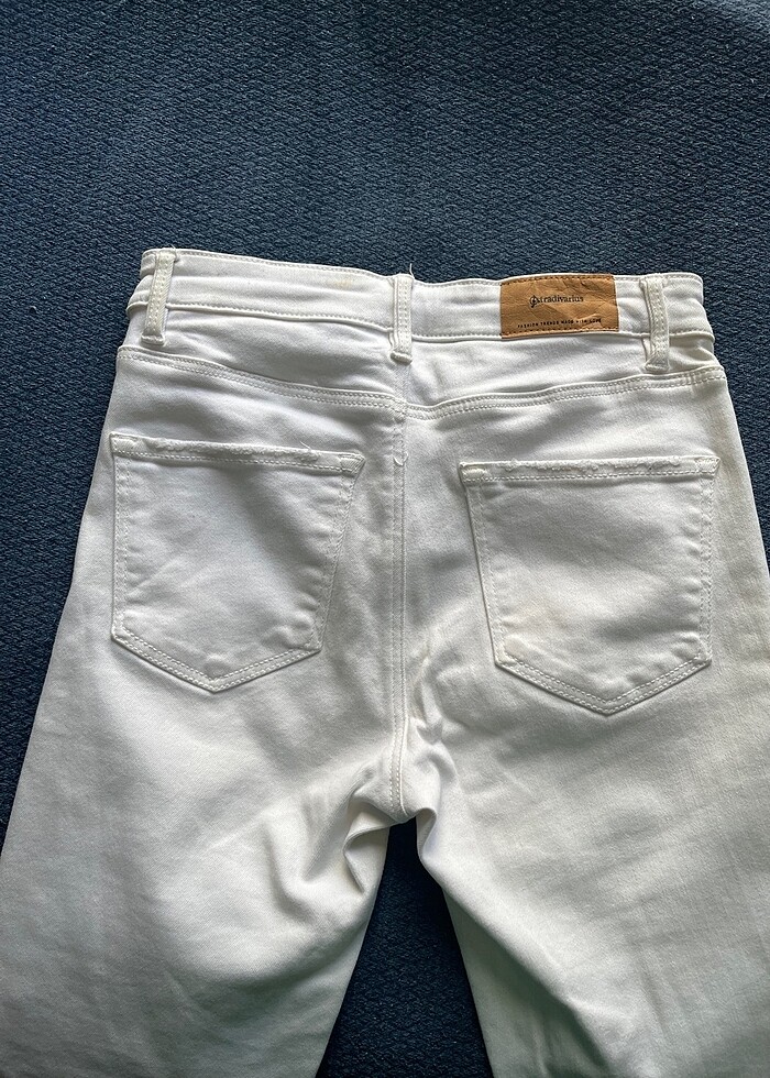 Stradivarius beyaz pantolon - Görsel 4