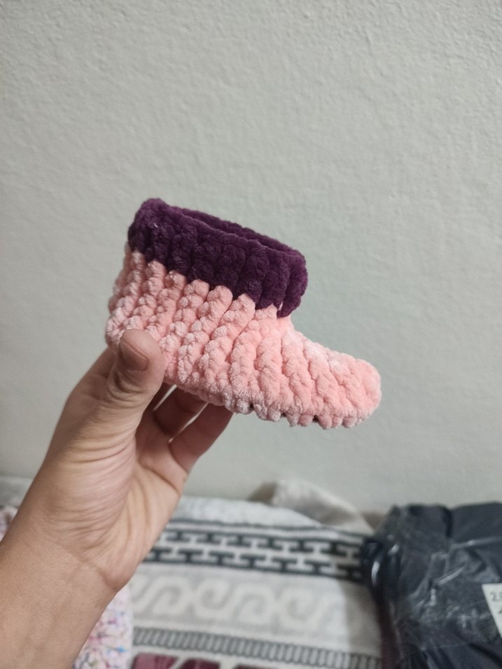 Kız Çocuk Renkli Örgü Ev Terlikleri - Görsel 3