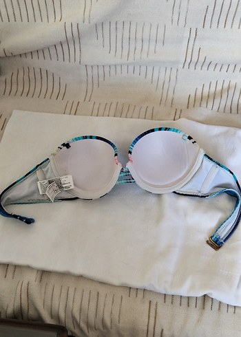 42 Beden Çok Renkli Bağlama Desenli Bikini Üstü