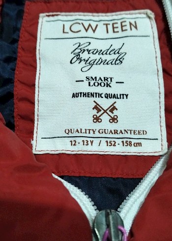 Kapüşonlu Kırmızı Erkek Çocuk Yelek - Görsel 4