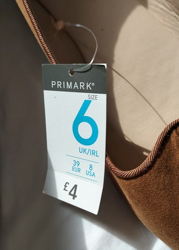 Süvet badem taba renkli etiketli ayakkabı - Görsel 4