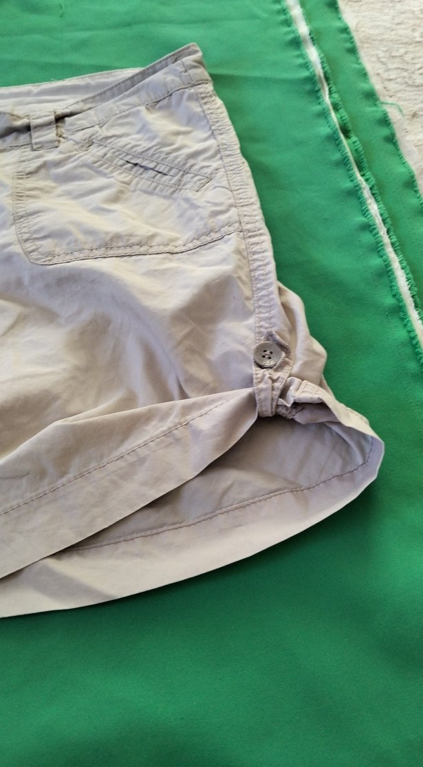 Pamuklu Kemerli Gri  kısa pantalon - Görsel 2