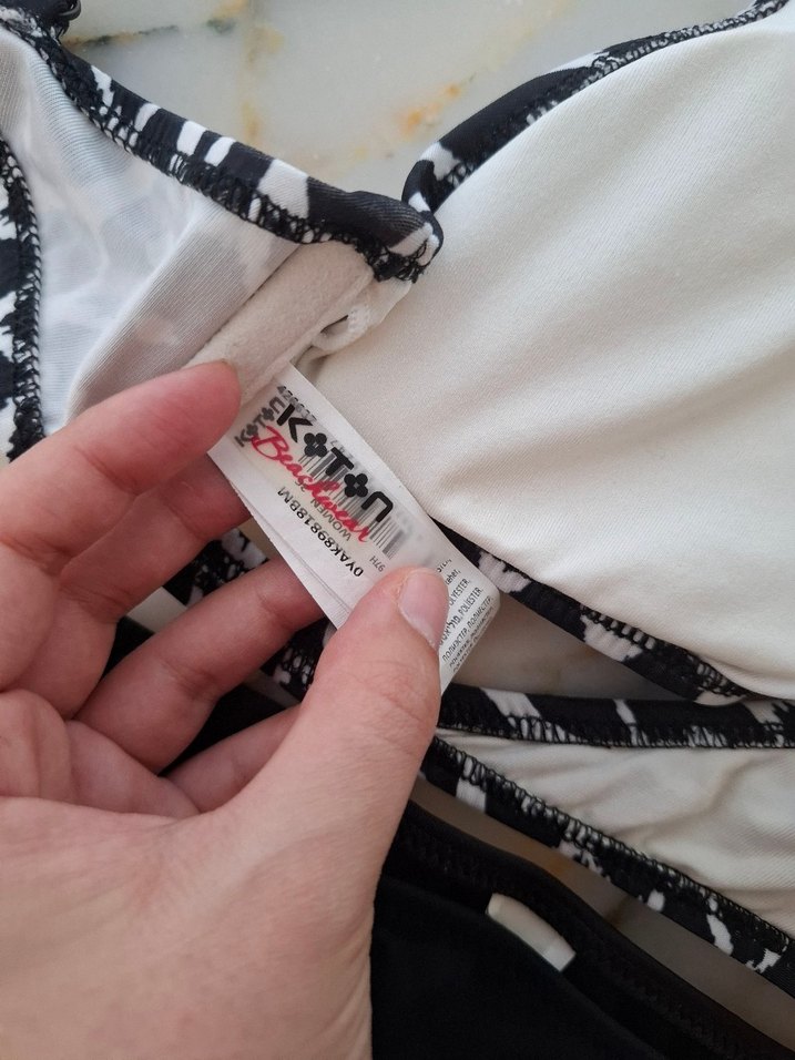 Desenli Siyah Kemerli Bikini Takımı - Görsel 5