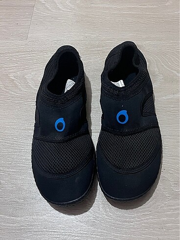 Decathlon Aquashoes 100M Black