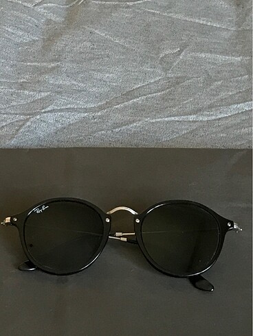 Ray-ban güneş gözlüğü