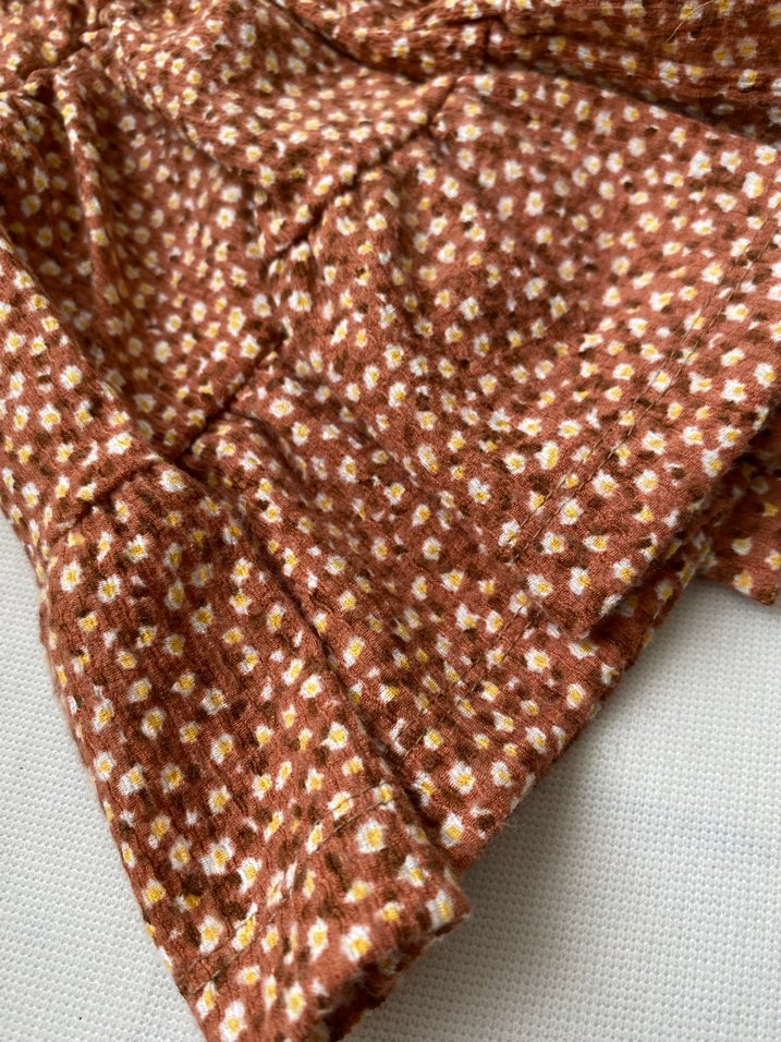 Kahverengi Fırfırlı Kız Bebek Takımı - Görsel 2