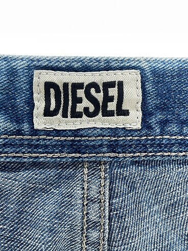 30 Beden çeşitli Renk Diesel Jean / Kot Şort %70 İndirimli.