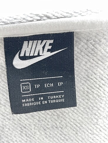 xs Beden çeşitli Renk Nike Ceket %70 İndirimli.