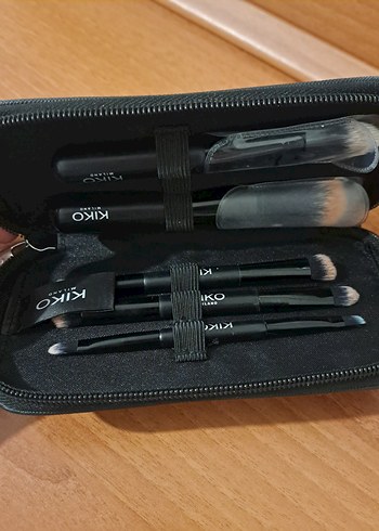 KİKO Makyaj fırça seti çantalı. - Görsel 3
