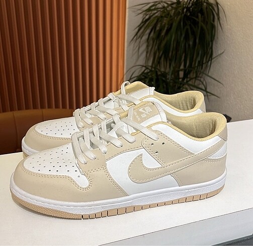 41 Beden ten rengi Renk Nike Dunk Low Pro