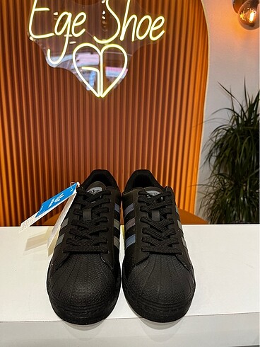 43 Beden Adidas Superstar Erkek Spor Ayakkabı