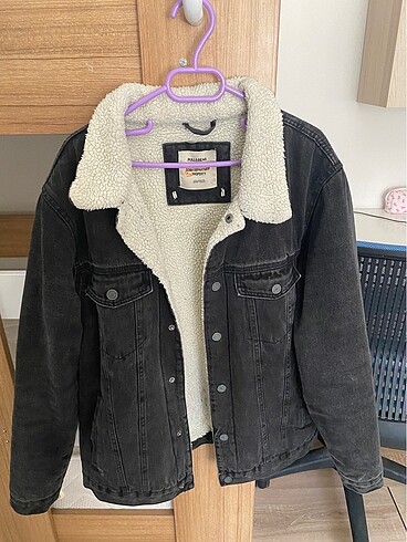 Pull&Bear kürklü kot ceket