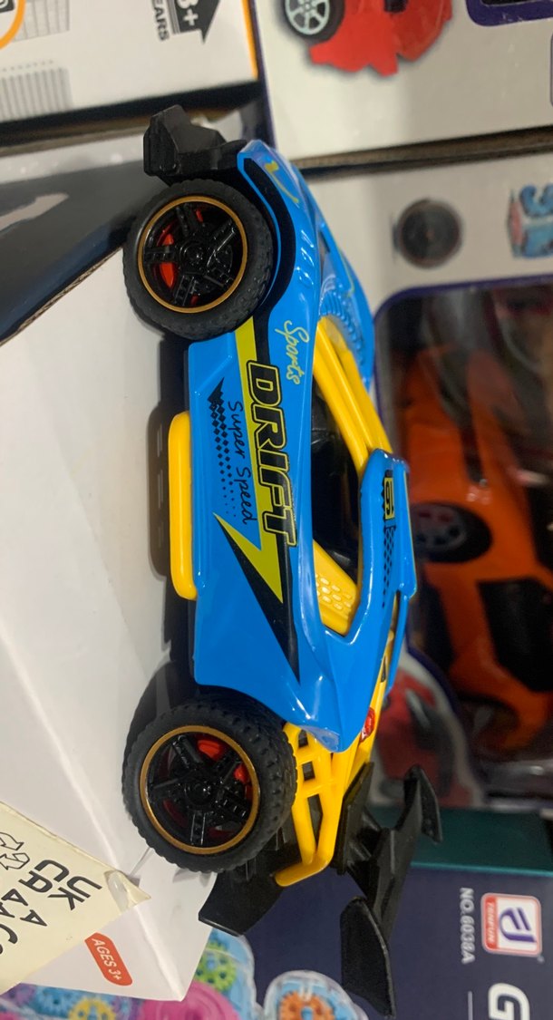 Renkli Yeşil Oyuncak Araba Champion - Görsel 3