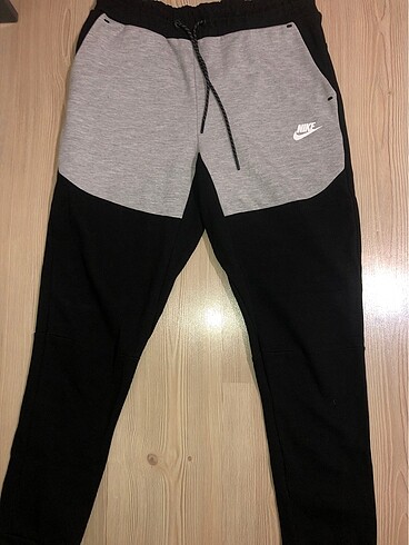 Nike tech panda jogger