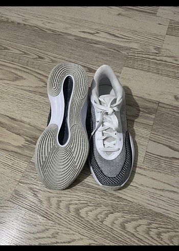 Gri Beyaz Yılan Desenli Basketbol Ayakkabısı - Görsel 6