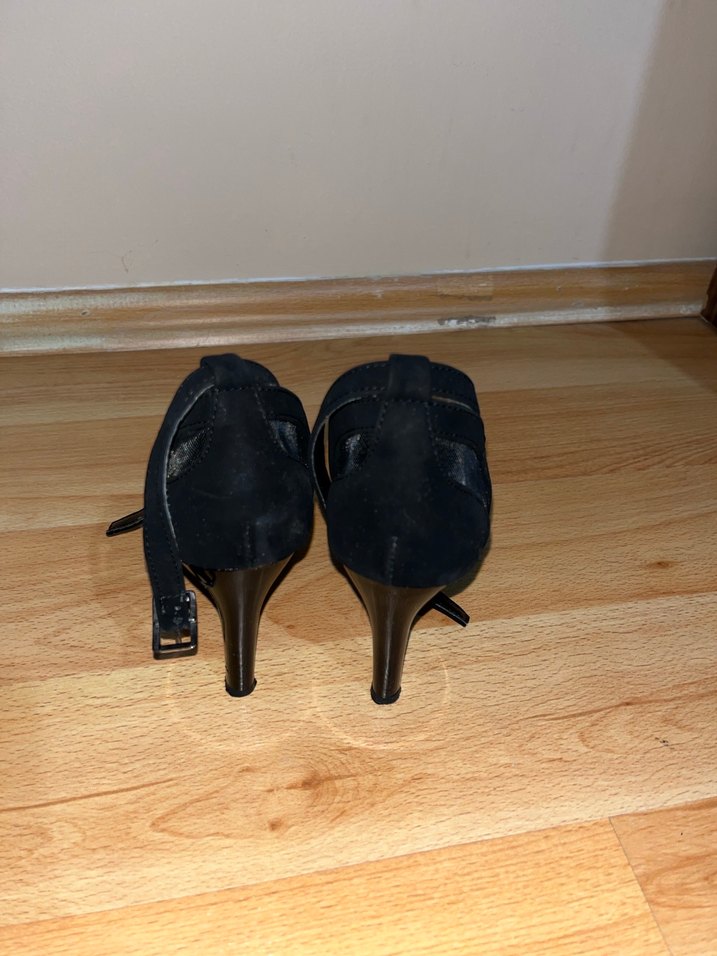 Siyah Süet Topuklu Kadın Ayakkabı - Görsel 4