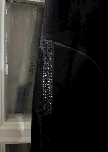 Siyah Kadın Kapüşonlu Kadife Uzun Yelek - Görsel 6