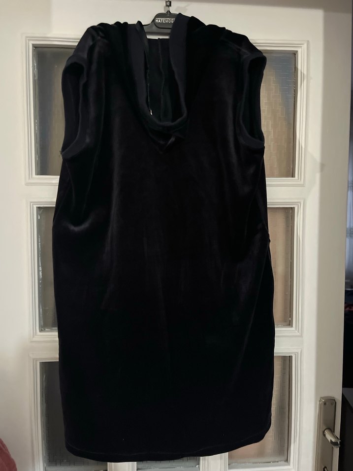 Siyah Kadın Kapüşonlu Kadife Uzun Yelek - Görsel 4