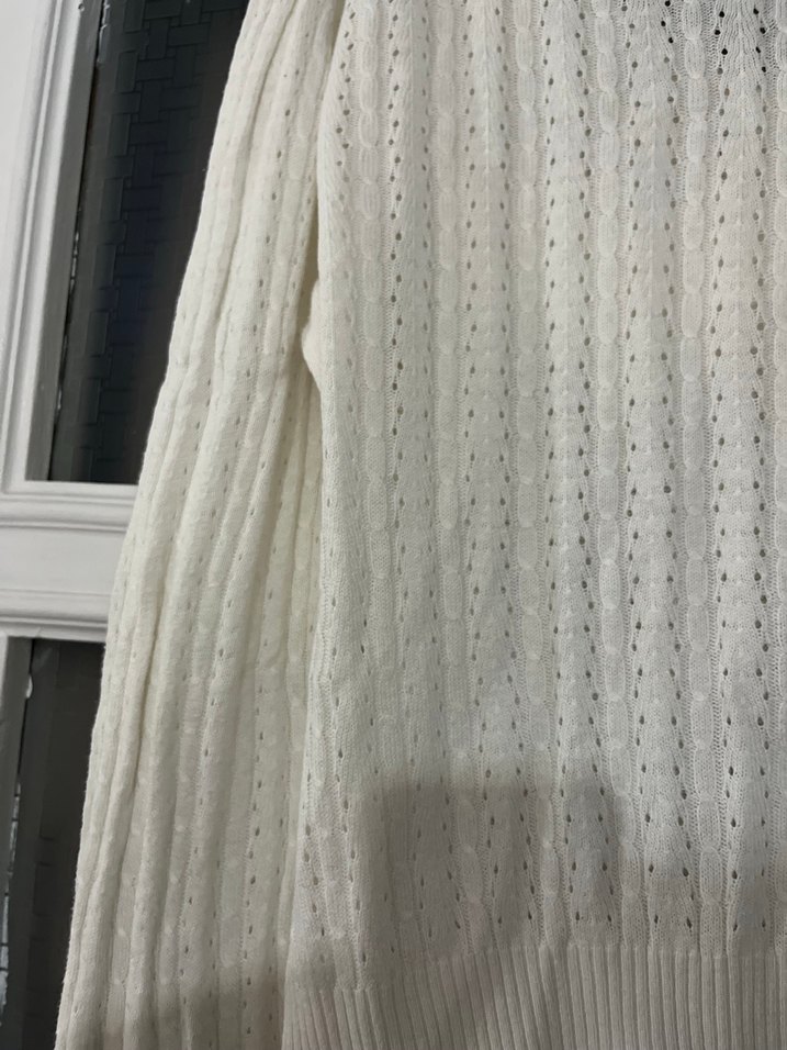 Beyaz V Yaka Örgü Kadın Hırka - Görsel 4
