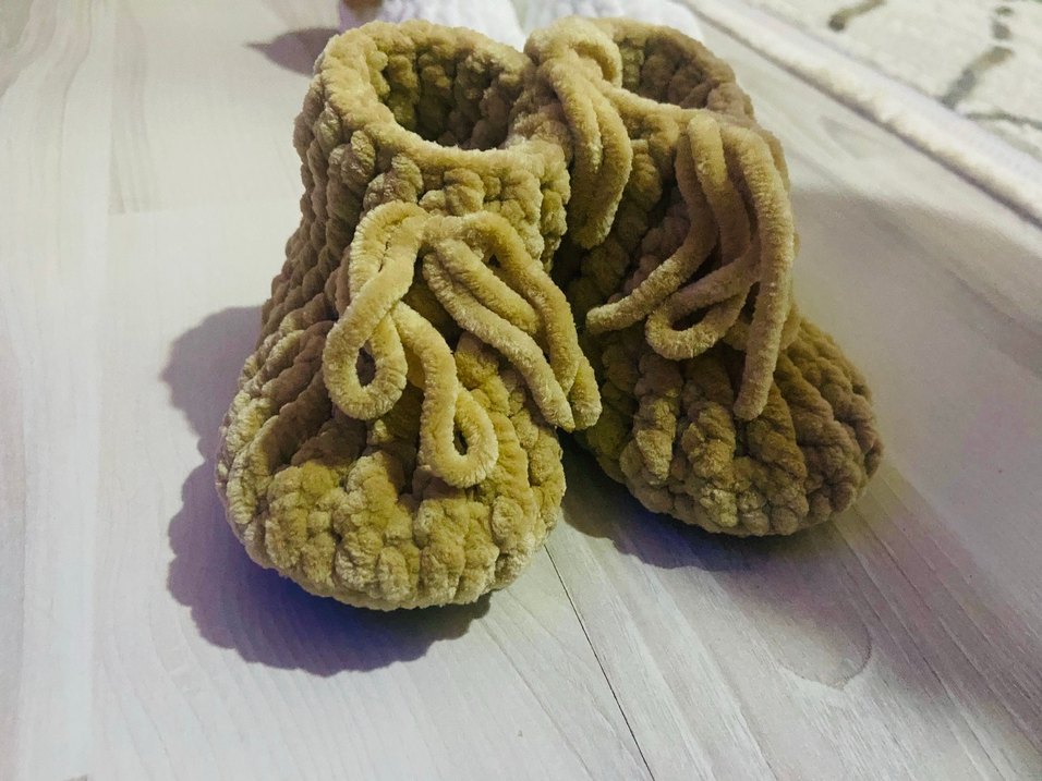 Kızlar için Bej Örgü Yün Ev Terliği EL Emeği - Görsel 2