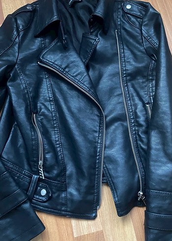 Siyah Parlak Deri Kadın Biker Ceket - Görsel 2