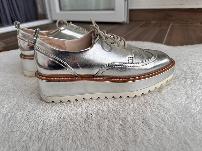 37 Beden Zara Gümüş Oxford Ayakkabı