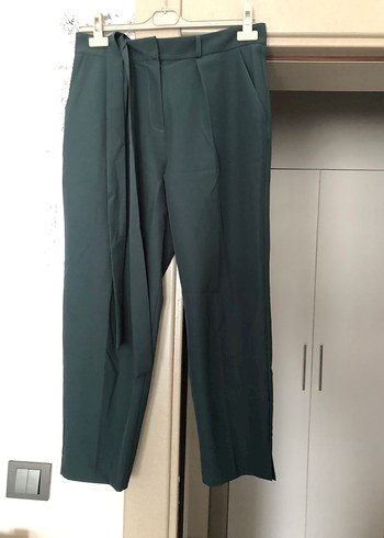 Kemerli Yeşil Kadın Kumaş Pantolon