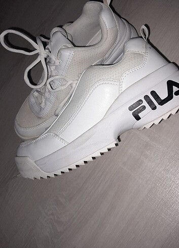 Fila spor ayakkabı