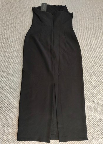 Boncuk İşlemeli Siyah Uzun Straplez Elbise - Görsel 4