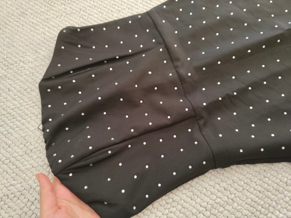 Boncuk İşlemeli Siyah Uzun Straplez Elbise - Görsel 3