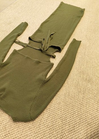 yeşil Triko Kuşaklı Uzun Elbise - Görsel 2