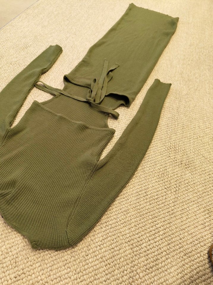 yeşil Triko Kuşaklı Uzun Elbise - Görsel 2