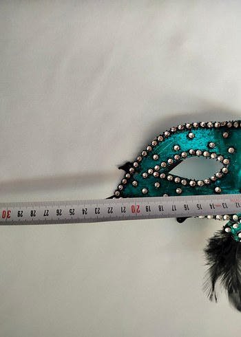 Siyah Tüylü Yeşil Taşlı Maske - Görsel 5